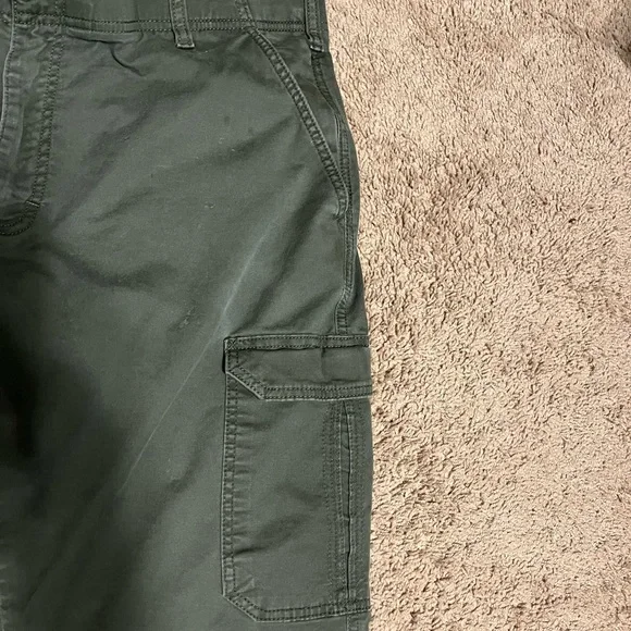 Men's Green Cargo Pants - Picture 3 of 7